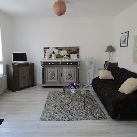 Chambres D'Hotes Le Clos Des Senteurs Malemort Εξωτερικό φωτογραφία