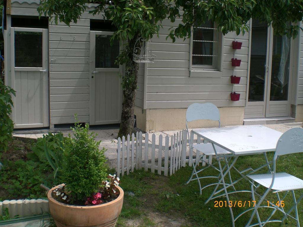 Chambres D'Hotes Le Clos Des Senteurs Malemort Εξωτερικό φωτογραφία