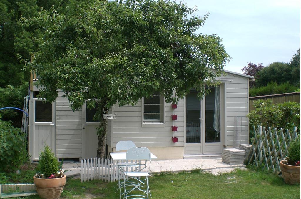 Chambres D'Hotes Le Clos Des Senteurs Malemort Δωμάτιο φωτογραφία